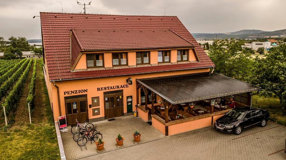 Penzion S Restauraci Na Furhaple Šakvice Kültér fotó