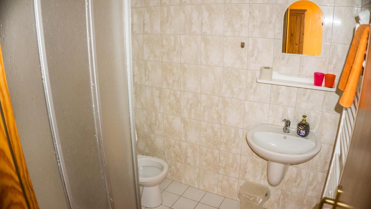 Penzion S Restauraci Na Furhaple Šakvice Kültér fotó