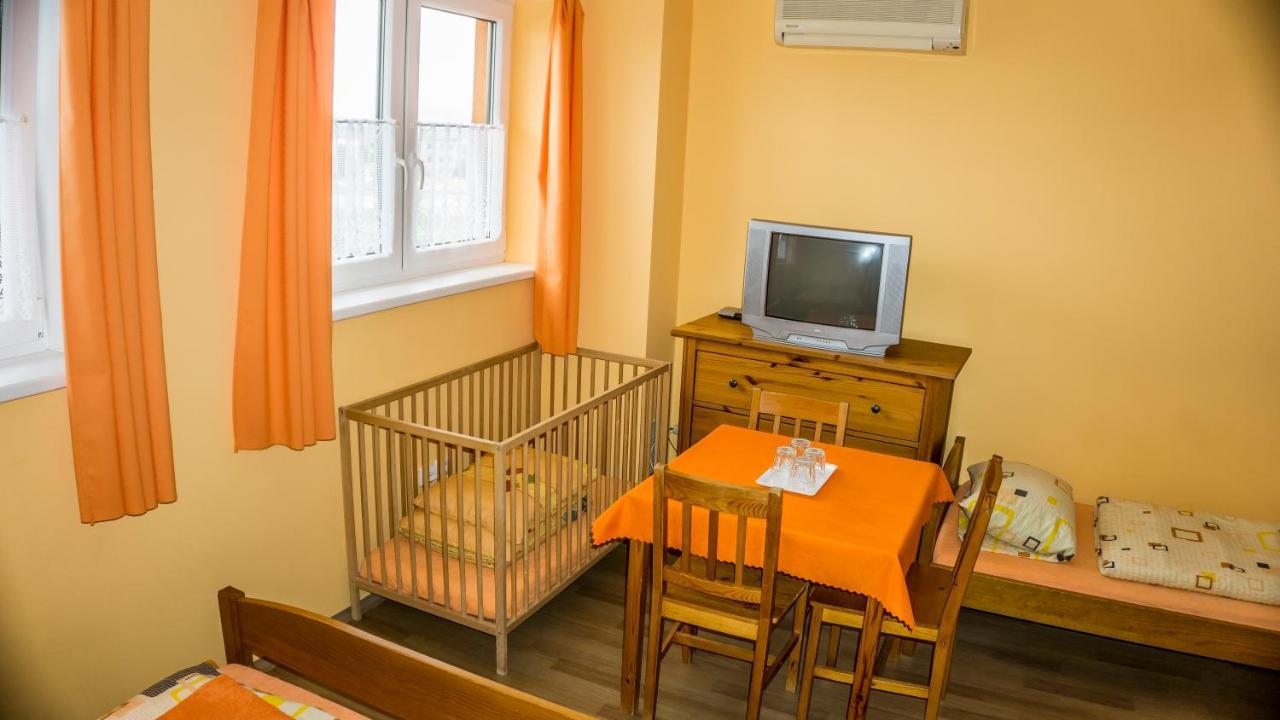 Penzion S Restauraci Na Furhaple Šakvice Kültér fotó